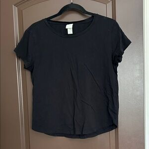 H&M Black Short Sleeve Crewneck Tee